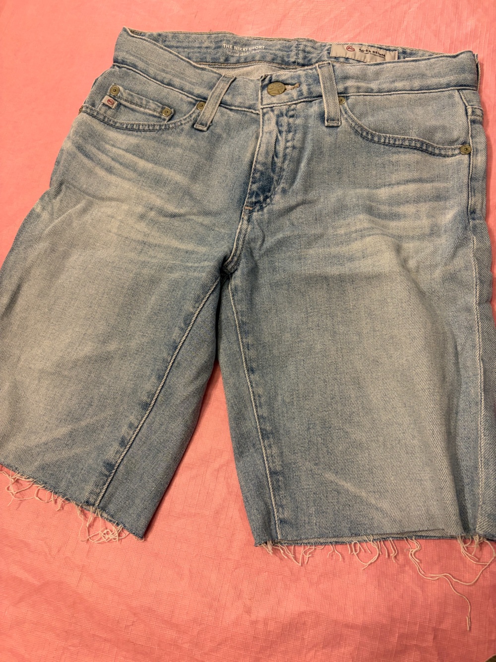 AG Adriano Goldschmied the Nikki Short relaxed skinny Denim cutoff Shorts - 24 - Picture 9 of 10